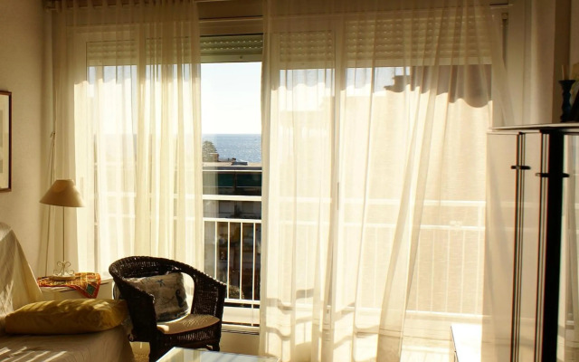 Oasis Close Barcelona Pool Tennis Beach