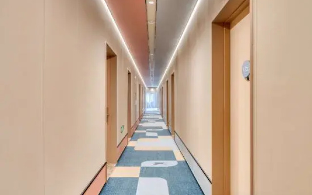 HanTing Hotel (Taizhou University)