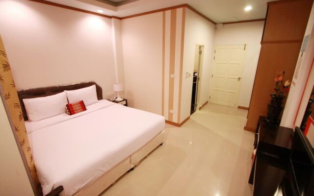 B.M. Grand Hotel