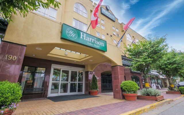 Harrison Lake Hotel