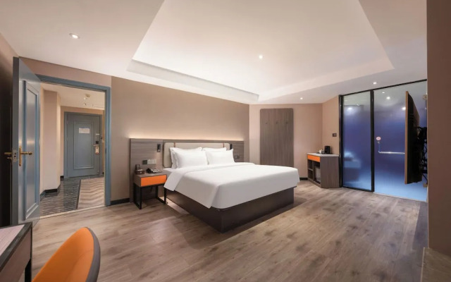 World Hotel Zhengzhou Univ Hi-tec Branch