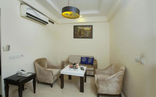 OYO Premium Sikandarpur Metro 2