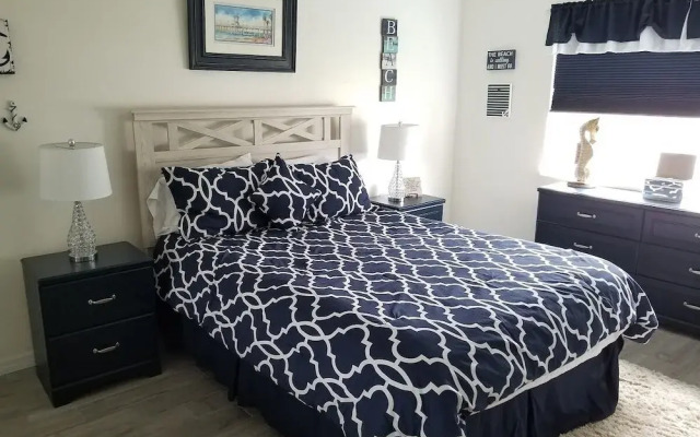 Pelican Inlet B115