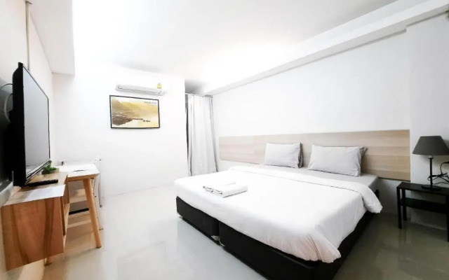 Your Place Hotel