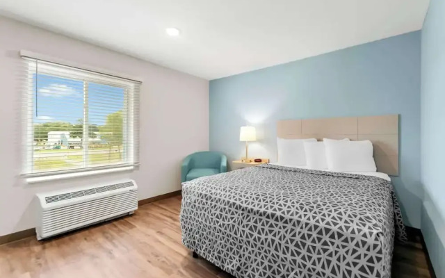 Woodspring Suites Pensacola West