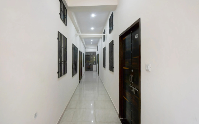 Super Hotel O by OYO Shubham Paradise