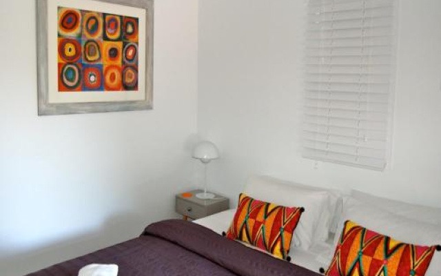 Kookaburra Beach Cottage On Tallow – Guest Rooms – Suffolk Park