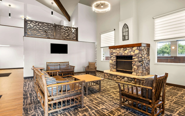 Best Western Sawtooth Inn & Suites