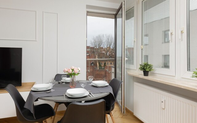 Apartments Old Town Warsaw by Renters