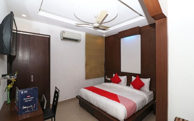 OYO 12780 New Hotel Rajwada