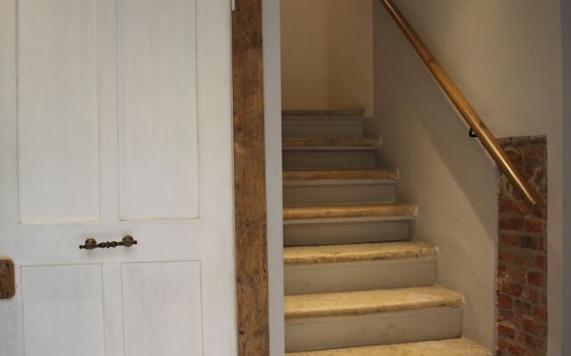 Verona Sweet Central Home