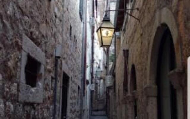 Rilati Old town Palace 2