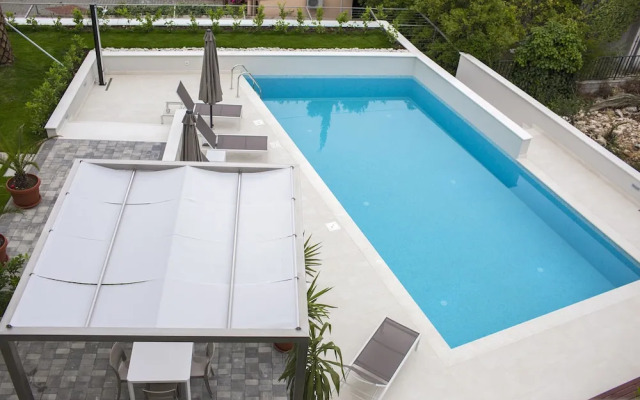 Apartments Bago