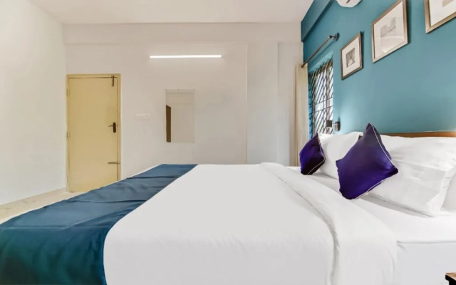 SilverKey Executive Stays 24047 Airport