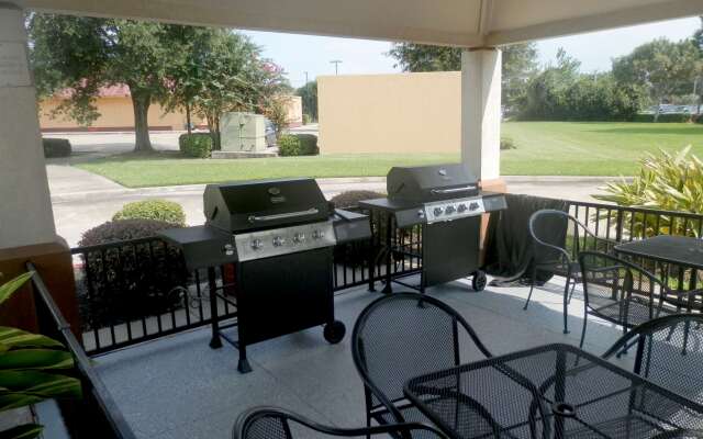 Sonesta Simply Suites Houston – NASA Clear Lake