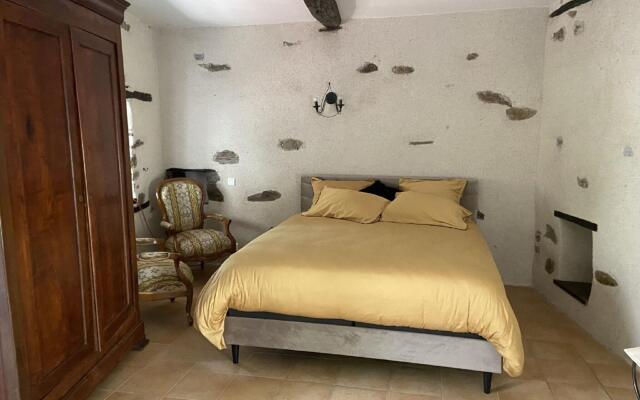 Traditional holiday home in Altillac with private pool