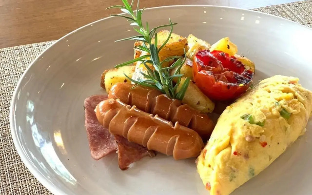 Centara Life Wisma Hotel Ratchaburi