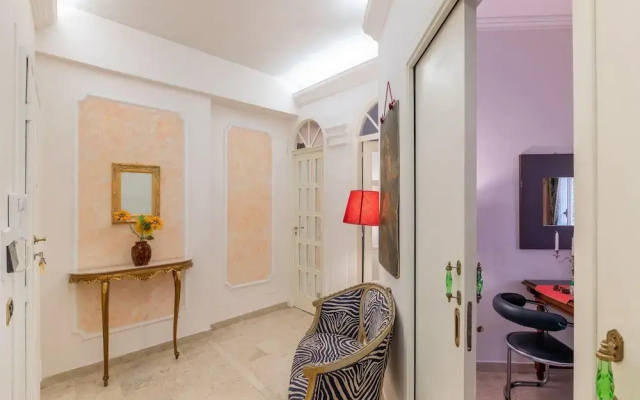 Apartment in Rome With Balcony