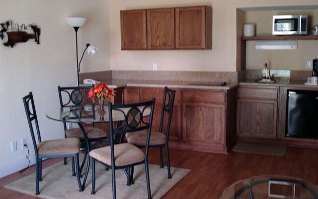 The Inn at Silver Lakes