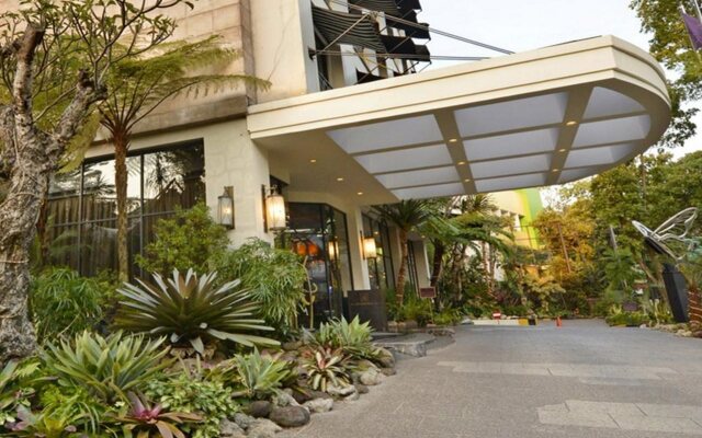 The Amaroossa Hotel