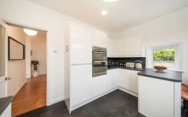 Taigh Tatha - Stylish 3 bed Home