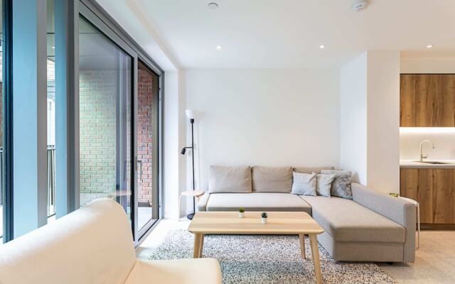 Whitechapel Modern Studio Flat