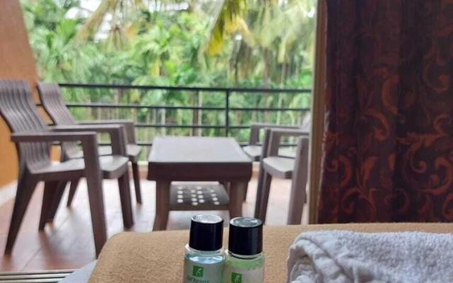 Royal Paradise Hotel