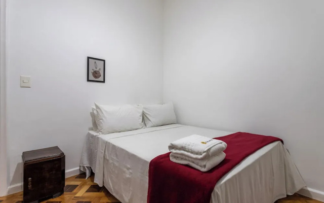 5min da Praia do Leblon - AP102