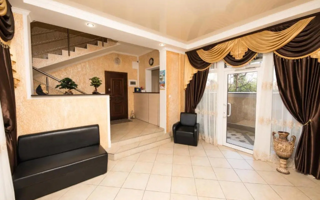 Lilia Guest House