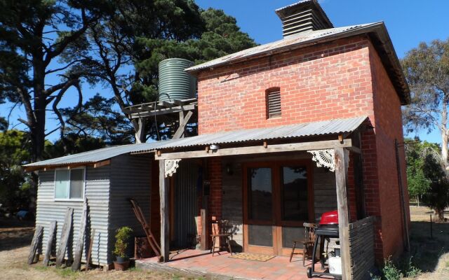 Grampians Historic Tobacco Kiln