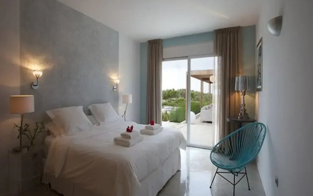 Gorgeous Villa With Views