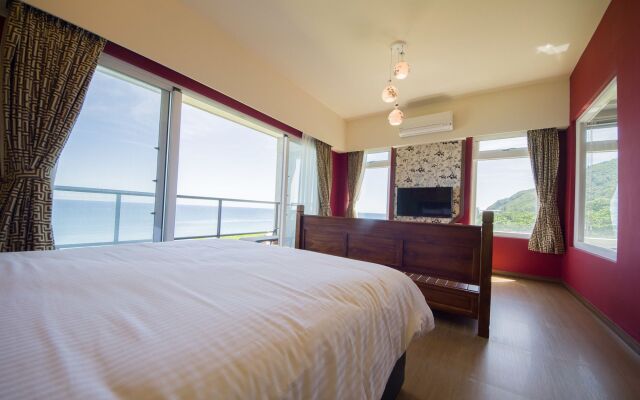White Spray B&B