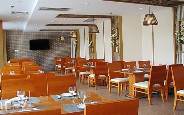 Guoyu Hotspring Holiday Hotel