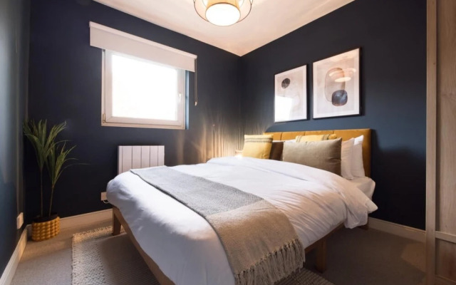 The Highgate Hideaway - Modern Stylish 2bdr Flat