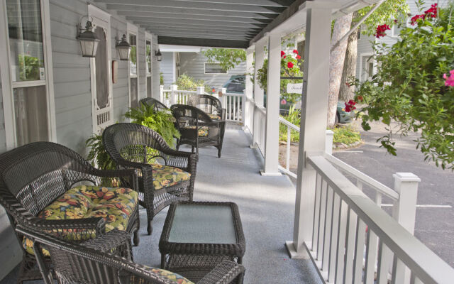 Sylvan Inn Bed & Breakfast