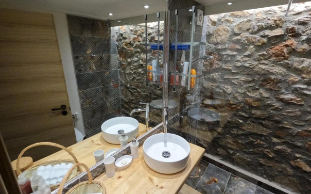 Adorable Entire Guest House Near Sounio, in Athens