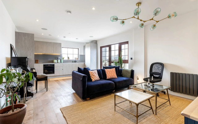 City View Spacious 2 Bedroom Penthouse