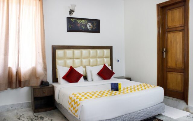 Fabhotel Hill View Suites