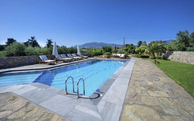 Nafsika Villa in Litsarda