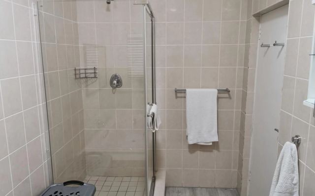 Guinea Fowl Self Catering