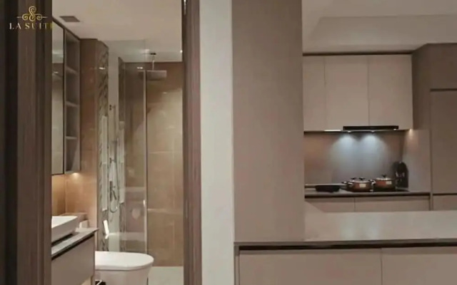 Opera View Residence City Center