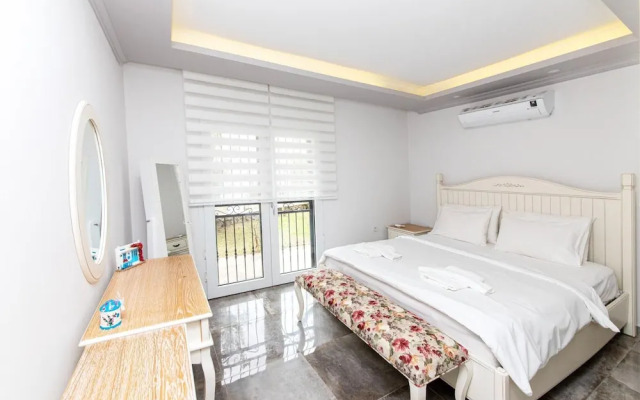 Sea View Huge Private Villa With Terrace in Bodrum