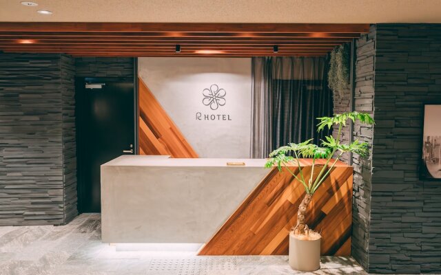 R Hotel Honmachi