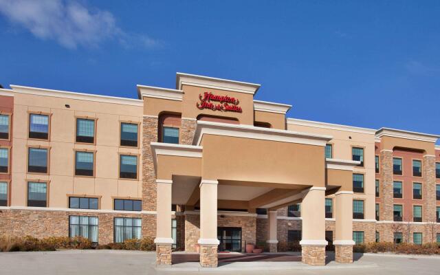 Hampton Inn & Suites St. Cloud, MN