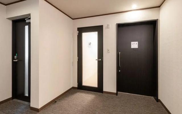 Hotel Legit