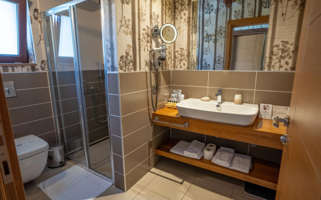Renka Hotel & Spa