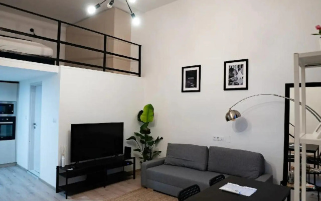 City Stylish Apartments