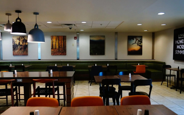 Fairfield Inn & Suites by Marriott Denver Aurora / Parker