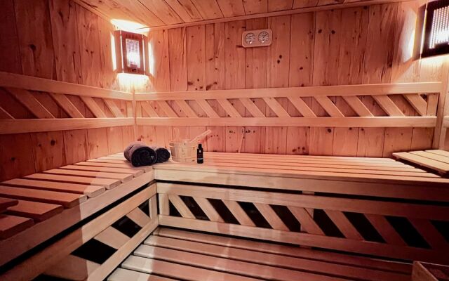 Kaiserlodge für 8 mit Sauna & Whirlpool