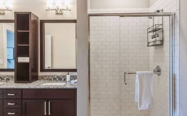 Kasa Dilworth Charlotte